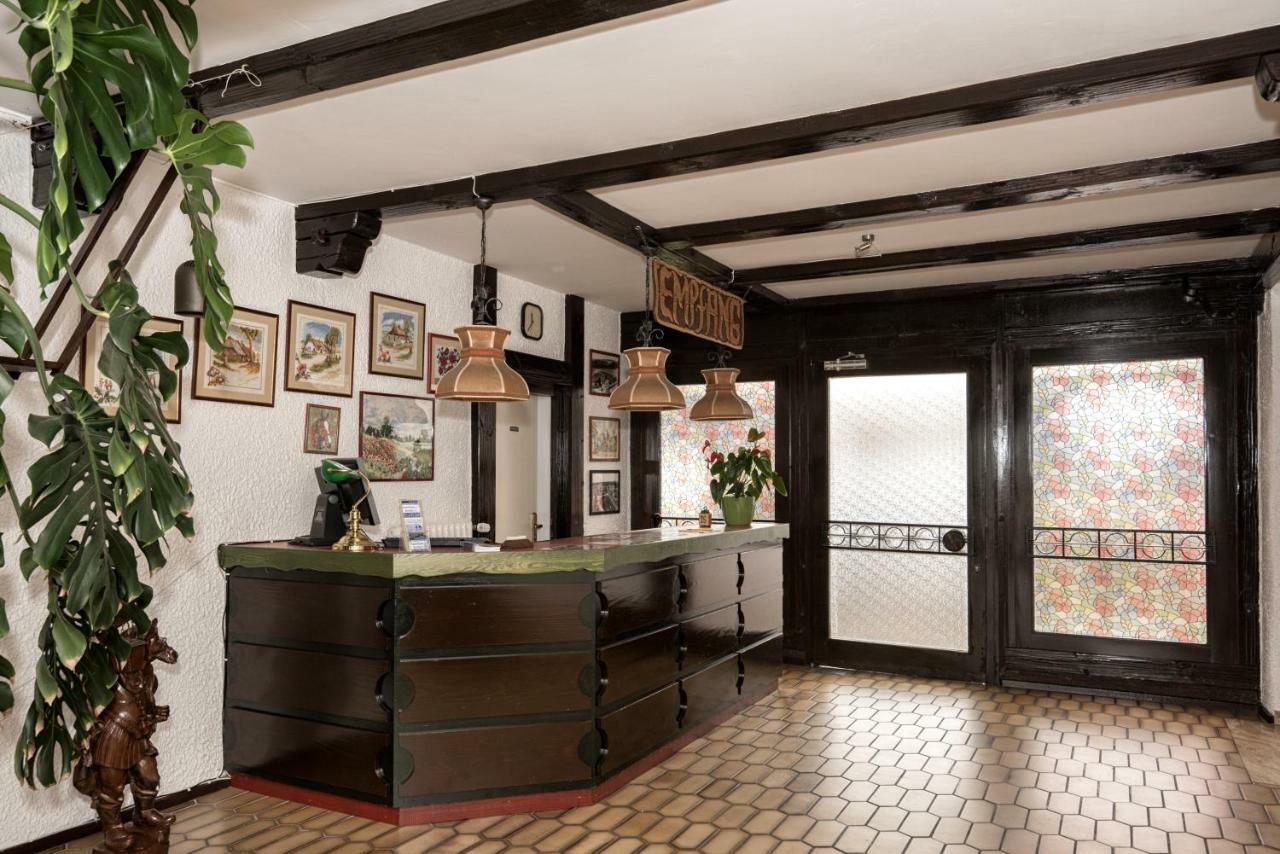 Hotel-Restaurant Johanniskreuz 트립스타트 외부 사진